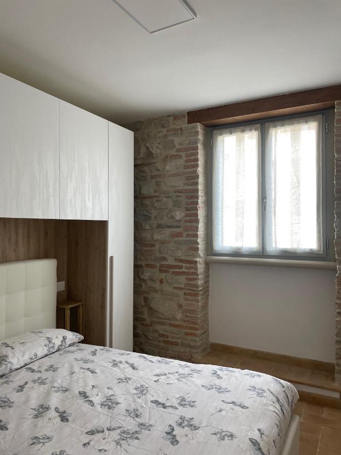 Apartamento Casa La Rosa Gubbio Exterior foto