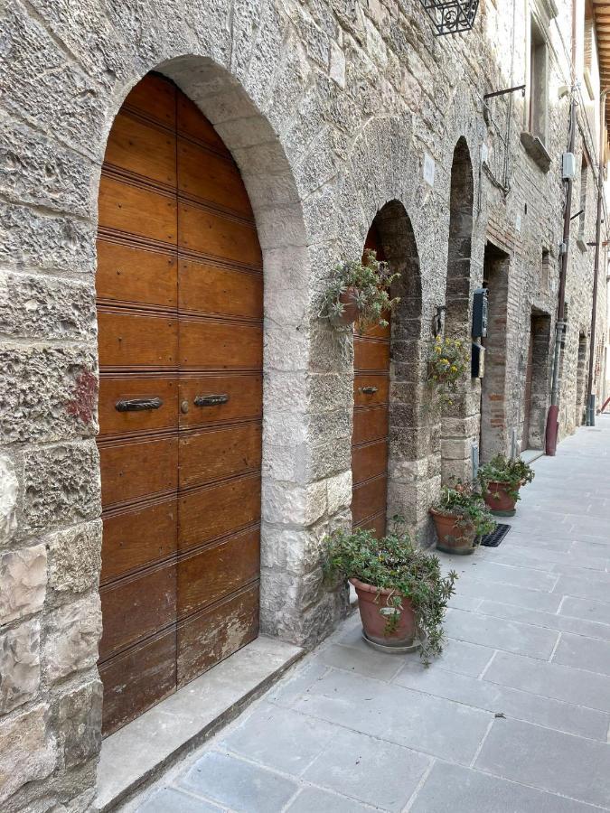 Apartamento Casa La Rosa Gubbio Exterior foto
